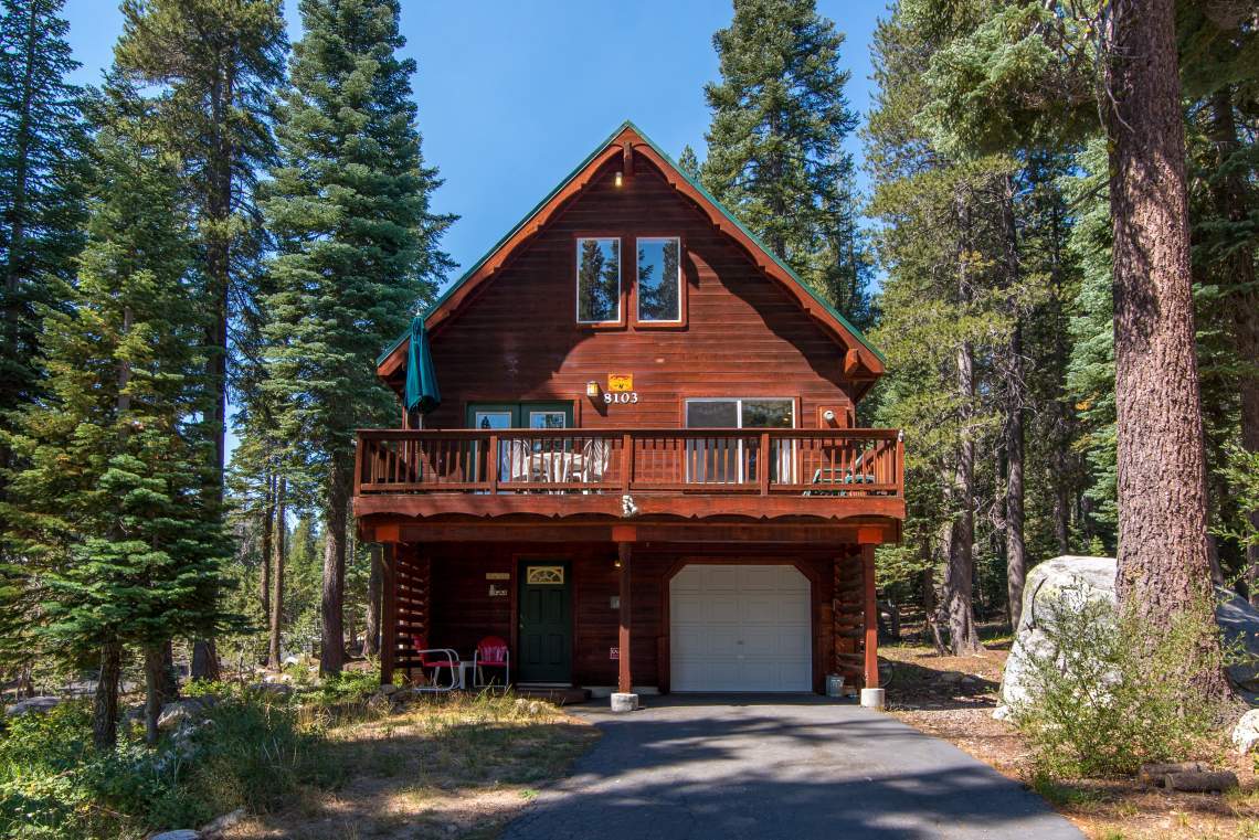 Ruff Haus Serene Lakes Soda Springs Donner Summit Vacation