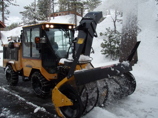 castle peak snow removal service